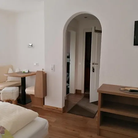 Claudia Zell Am Bed & Breakfast *