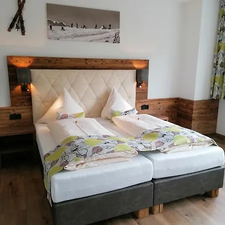 Claudia Zell Am Bed & Breakfast 3*