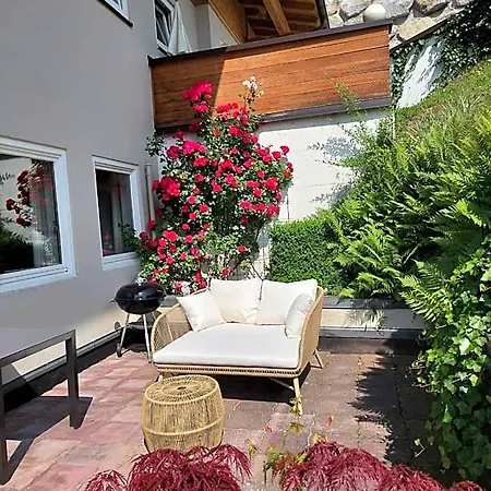 Claudia Zell Am 4*