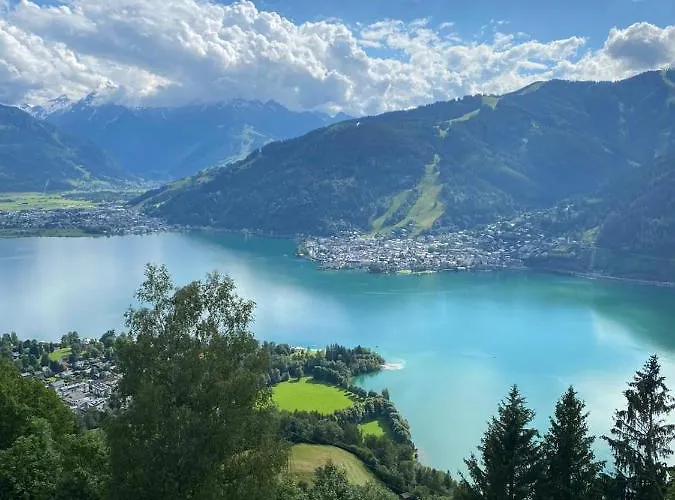 Claudia Zell Am Zell am See