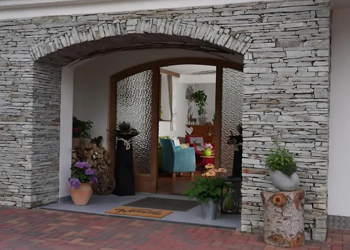 Claudia Zell Am Frühstückspension