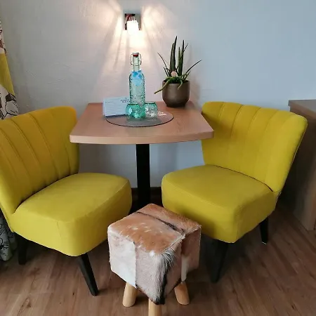 Claudia Zell Am Целль-ам-Зе